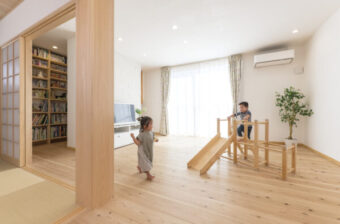 ㈱内山木材建設