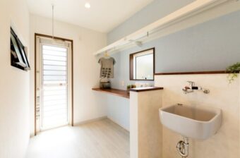 株式会社 岡田工務店