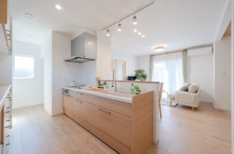 株式会社 岡田工務店